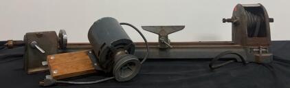 Sears Roebuck Model 103.0870 Bench Wood Lathe With Accessories