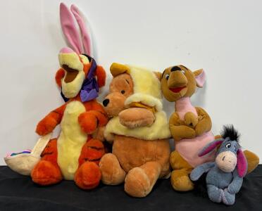 Disney Store Winnie The Pooh Easter Plush Set &ndash; Pooh, Tigger, Kanga & Roo, Eeyore