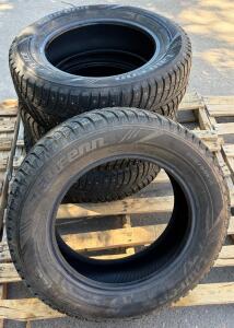 Laufenn I Fit Ice 205/65R16 95T Studded Winter Tires Set Of 4, Made In Korea