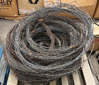 Standard Galvanized Steel Barbed Wire Rolls, 12.5 Gauge