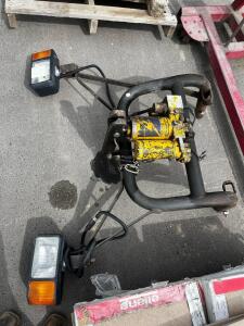 Meyer E-47 Electro-Touch Snow Plow Hydraulic Lift Assembly, Twin Headlights, Mounting Bracket