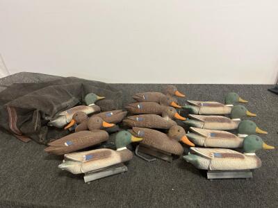 Mallard Duck Decoys Set With Large Mesh Bag, 12 Floating Decoys, Weighted Keel, Mallard Species
