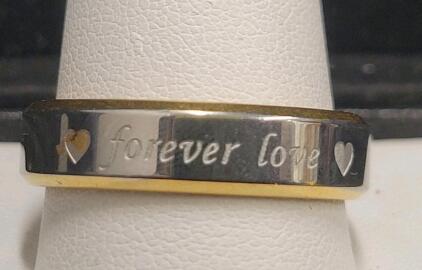 18K Forever Love Wedding/Engagement Ring, Size 12