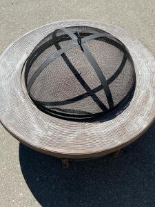 Round Outdoor Fire Pit Table with Faux Wicker Design and Convertible Lid