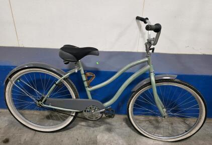 (Green) 26" Huffy Cruiser Bike