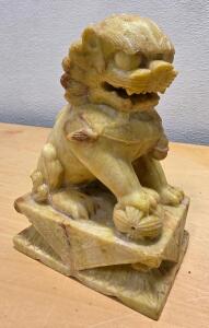 Chinese Soapstone Foo Dog Guardian Lion Statue, Carved Decorative Base, 7" Tall
