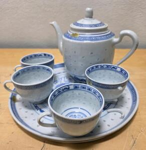 Vintage Chinese Blue and White Porcelain Tea Set with Teapot, 4 Cups, and Tray