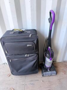 Bissell CleanView Compact Turbo Upright Vacuum, 6.2 Amps, 1.0L Capacity, 23' Cord & Suitcase