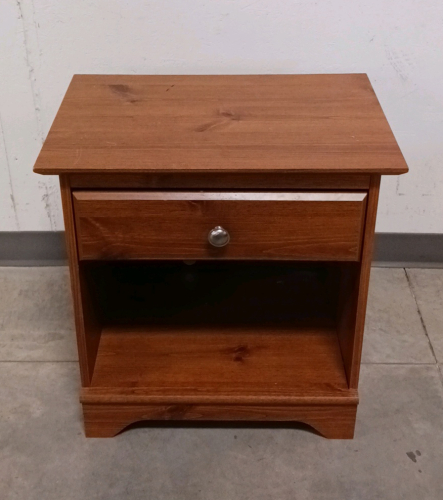 Wood Single-Drawer Nightstand
