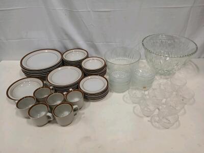 Monterrey Stoneware Dinnerware Set by MSI & Arcroc France Fleur Punch Bowl Set