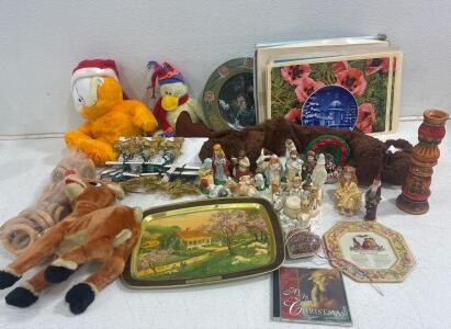 (15)IDAHO PLACEMATS by Bright Of America, Reindeer 7 Light Novelty Set(tested/working), Porcelain Nativity Scene. And MORE!
