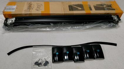 Universal Aluminum Roof Cross Bars with Lockable Covers