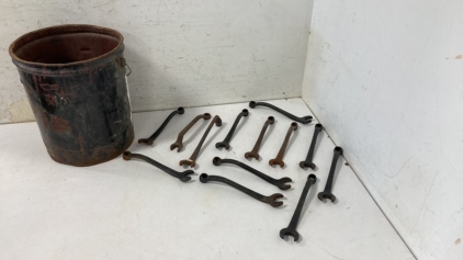 (13) vintage Ford Wrenches & A Metal Bucket To Put Them In!
