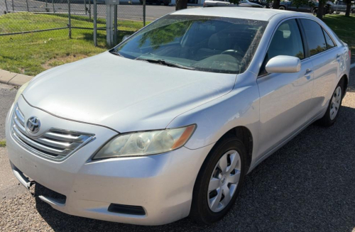2009 TOYOTA CAMRY - FWD!