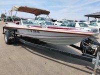 1987 Seaswirl Spyder 17' boat