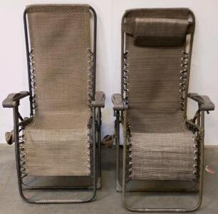(2) Zero Gravity Recliner Lounge Chairs With Adjustable Headrest And Side Pouch