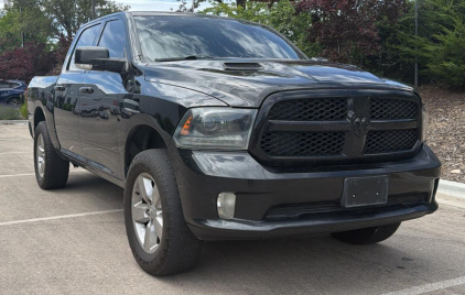 2015 RAM 1500 - 4X4!
