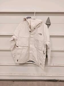 The North Face Men's Insulated Winter Jacket, Medium, White/Cream