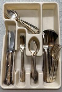 Nobility Plate Royal Rose 48-Piece Silverplate Flatware Set 1939 w/ Serving Pieces & Tray