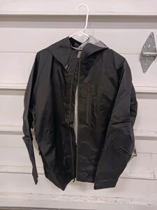 Burton [ak] Men's Medium Black GORE-TEX Hardshell Jacket with StormForm Hood