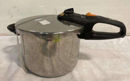 Fagor Duo 6 Qt Stovetop Pressure Cooker, Stainless Steel, Two Pressure Settings ( U )