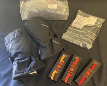 GORDINI Gore-Tex Mittens Large , Carhartt Beanie, Merrell Laces &ndash; Outdoor Winter Gear Lot ( X )