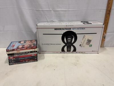 Antennas Direct ClearStream 2MAX Indoor/Outdoor HDTV Antenna, 60+ Mile Range, Multi-Directional (R-7)
