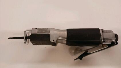 Central Pneumatic 97055 High Speed Air Body Saw, 9000 SPM, Pneumatic, 1/4" Inlet (Sp-9)