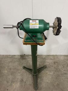 Grizzly H4380 8" Bench Buffer, 1/2 HP, 3450 RPM, 110V, Includes Stand<br/>(Sp-5)