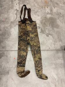 Cabela's Neoprene M/L Camouflage Chest Waders &ndash; Sock-Foot, Adjustable Suspenders, Chest Pocket (Bass)