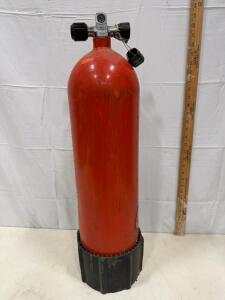 Steel SCUBA Tank, 80 cu ft, 3000 psi, Yoke Valve, Red, 24 in Height, Boot Included (R-6)