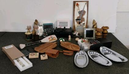 Antiqued Bronze Praying Hands Bookends, Cast Iron, DVD players (powers on), home decor and more.