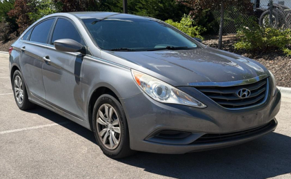 2011 HYUNDAI SONATA - TINTED WINDOWS!