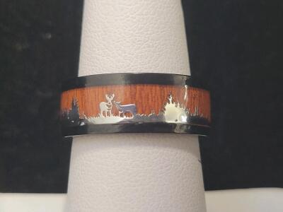 (1) Buck and Doe Forest Inversed Silhouette Wedding Engagement Ring, Band Size 7