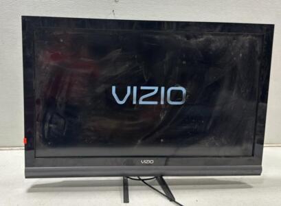 Vizio E370VA 37" 1080p LCD TV, Full HD, 3 HDMI, Wall Mount & Stand, Serial LTYPHAL3250402