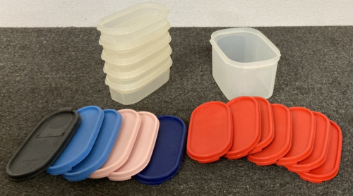 Assorted Tupperware