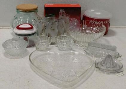 Vintage Assorted Glassware Set &ndash; Heart Platter, Juicer, Covered Jar, 15+ Pieces, Mid-Century Styles