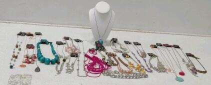 Costume Jewelry, Earrings & Necklaces