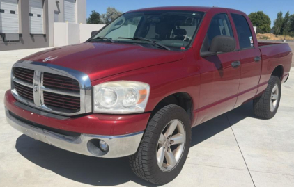 2008 DODGE RAM 1500 - 4X4!