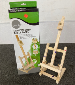 Mini Wooden Table Painting Easel