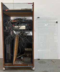 Vintage Hitachi Stereo System With HT-7 Turntable In Woodgrain Cabinet