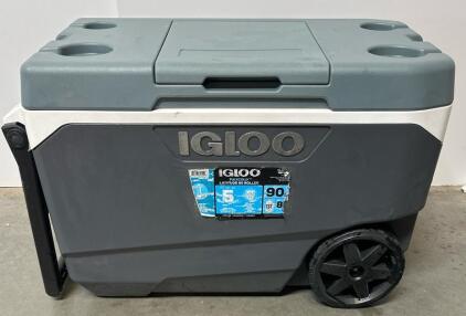 Igloo MaxCold Latitude 90 Roller Cooler, 90 Qt Capacity, 5-Day Ice Retention, Includes Replacement Handle Kit