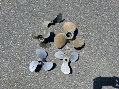 Set of 4 Three-Blade Bronze Marine Boat Propellers, 12-16&rdquo; Estimated Diameter, Spline Hub
