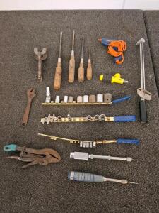 Vintage Crescent, S-K, Xcelite Hand Tool Lot &ndash; Sockets, Wrenches, Pliers, Screwdrivers, 18+ Pieces