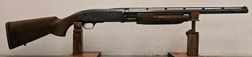 Browning BPS Invector-Plus 12 Gauge Pump Shotgun, 22" Barrel, Engraved Receiver, SN: 26864NX152