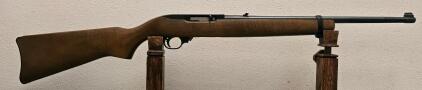 Ruger 10/22 Carbine .22 LR Semi-Auto Rifle, Hardwood, 18.5" Barrel, SN 249-43264