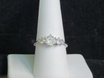 Beautiful Clear 5 Stone Ring, Size 9