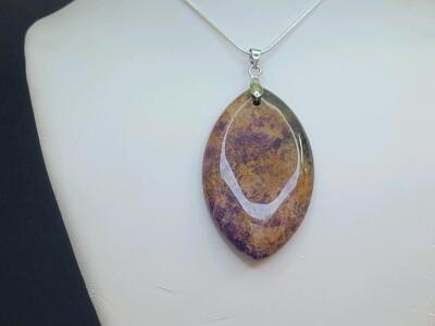 71.30ct Natural Purple/Yellow Chrysanthemum Coral Olivary Pendant 24" Necklace