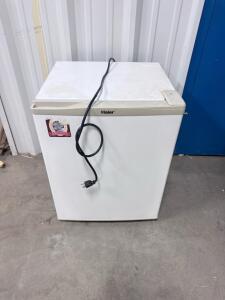 Haier Compact/Mini Freezer, White, Approx. 1.3 cu ft, Used