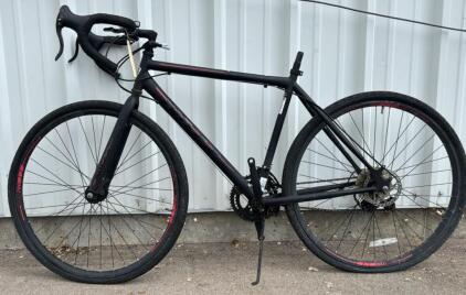Trek Gravel/Cyclocross Bike, Matte Black with Red Accents, 700x35C Tires, Mechanical Disc Brakes